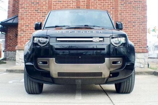 2024 Land Rover Defender P400 X