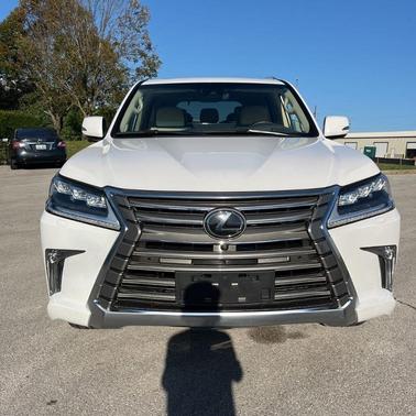 2021 Lexus LX 570 Three-Row