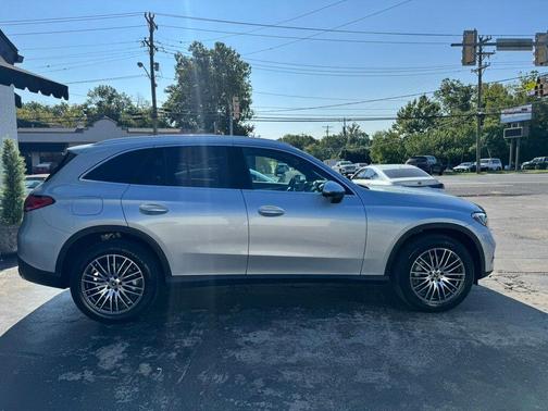 2024 Mercedes-Benz GLC 300 Base 4MATIC