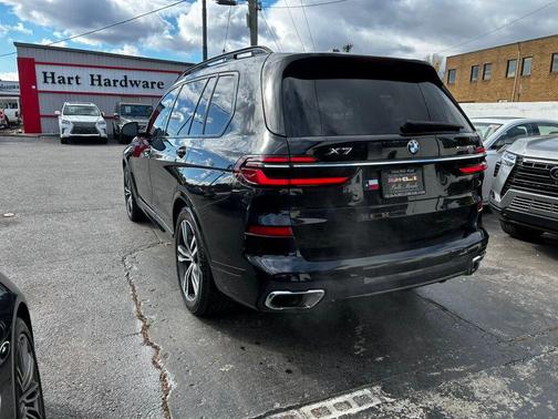 2023 BMW X7 xDrive40i