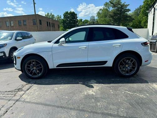 2023 Porsche Macan MSRP 73280/PREMIUMPKGPLUS/HEATED&COOLEDSEATS/PANOR