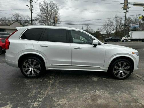 2023 Volvo XC90 B6 Ultimate 7-Seater