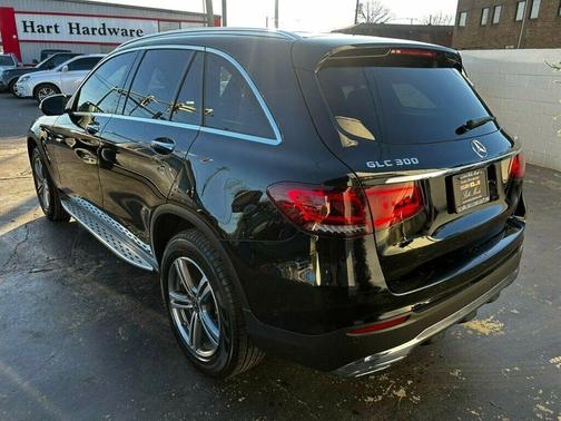 2022 Mercedes-Benz GLC 300 Base 4MATIC