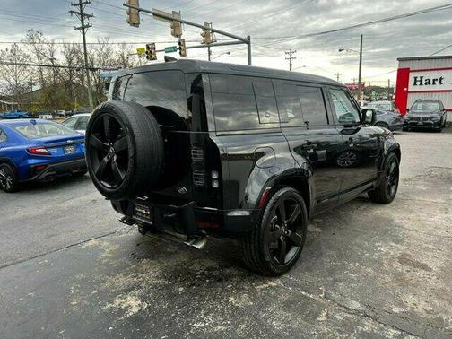 2023 Land Rover Defender 110 V8