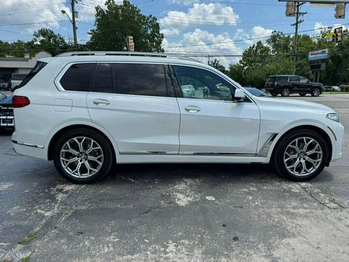 2022 BMW X7 xDrive40i