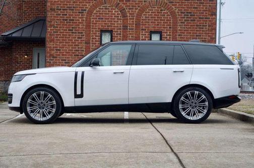 2023 Land Rover Range Rover P400 SE