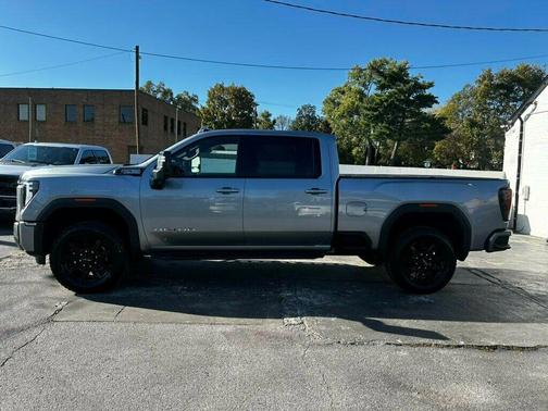 2024 GMC Sierra 2500 AT4