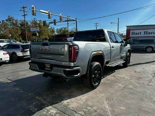 2024 GMC Sierra 2500 AT4