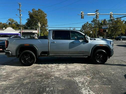2024 GMC Sierra 2500 AT4