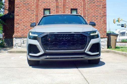 Nardo Gray 2024 Audi RS Q8 4.0T quattro