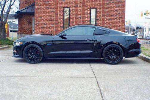 2017 Ford Mustang GT