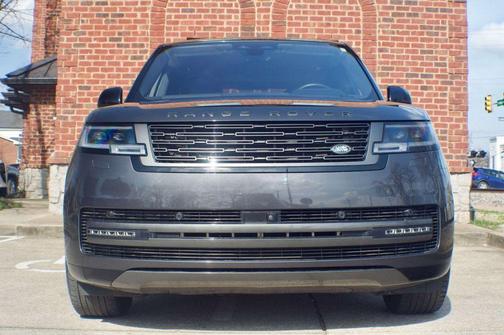 2023 Land Rover Range Rover P530 SE