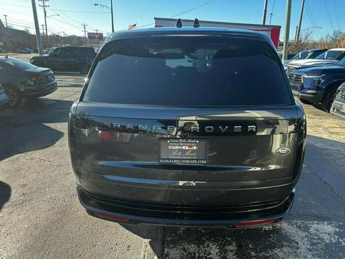 2023 Land Rover Range Rover P530 SE
