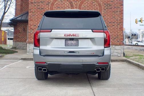 2025 GMC Yukon AT4