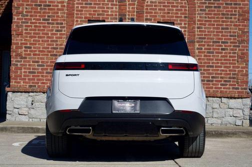 2024 Land Rover Range Rover Sport SE