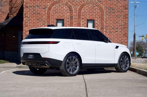 2024 Land Rover Range Rover Sport SE