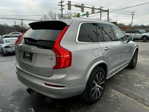 2023 Volvo XC90 B5 Core