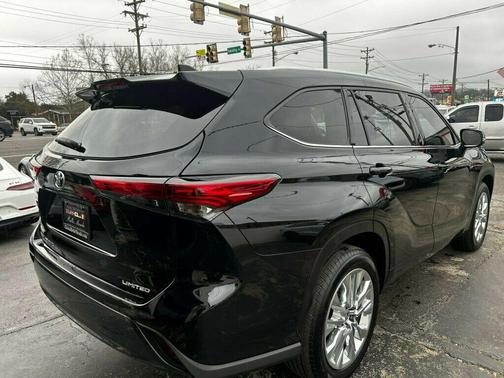 2023 Toyota Highlander Limited