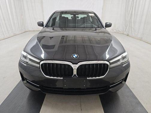 Dark Graphite Metallic 2023 BMW 530 i xDrive