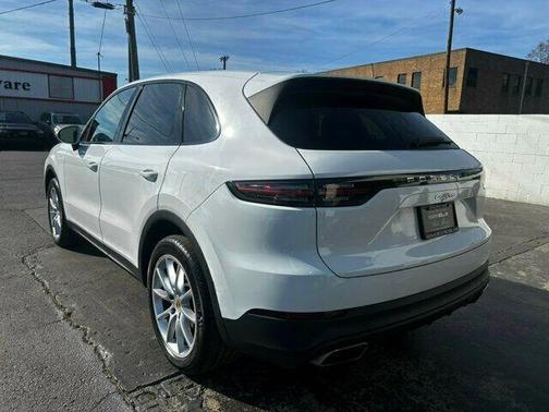 2019 Porsche Cayenne Base