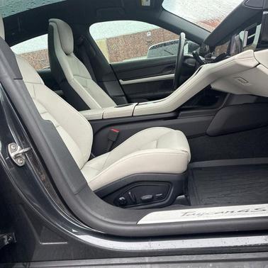 2024 Porsche Taycan 4S