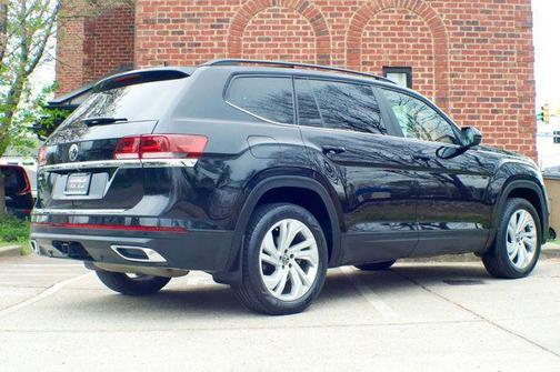 2022 Volkswagen Atlas 3.6L SE w/Technology