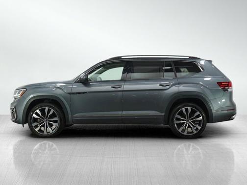 2022 Volkswagen Atlas 3.6L V6 SEL Premium R-Line