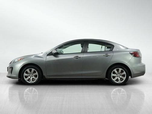 2013 Mazda Mazda3 i Sport