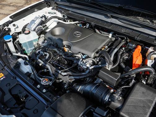 2025 Mazda CX-50 Hybrid Premium Package