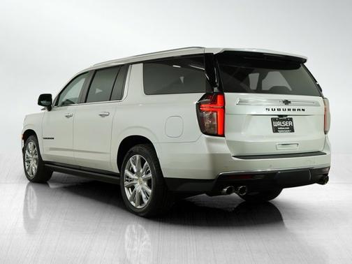 2021 Chevrolet Suburban High Country