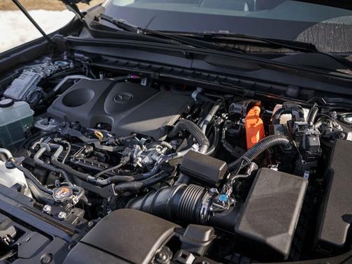 2025 Mazda CX-50 Hybrid Premium Package