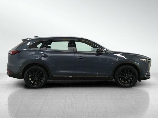 2022 Mazda CX-9 Carbon Edition