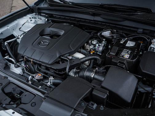 2025 Mazda CX-50 2.5 S Preferred Package