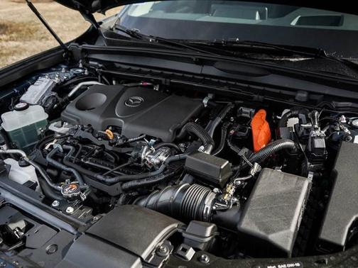 2025 Mazda CX-50 Hybrid Premium Plus Package