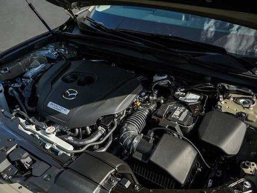 2025 Mazda CX-50 2.5 Turbo Premium Package