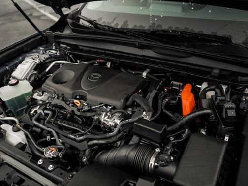 2025 Mazda CX-50 Hybrid Preferred Package