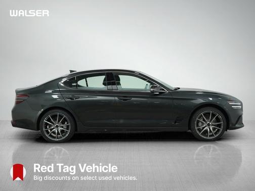 2025 Genesis G70 2.5T