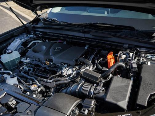 2025 Mazda CX-50 Hybrid Preferred Package