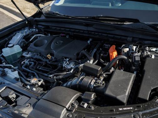2025 Mazda CX-50 Hybrid Premium Package