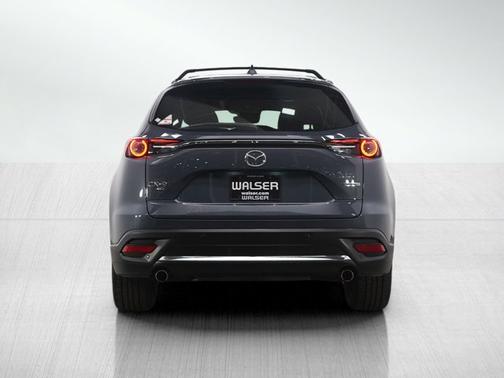 2022 Mazda CX-9 Carbon Edition