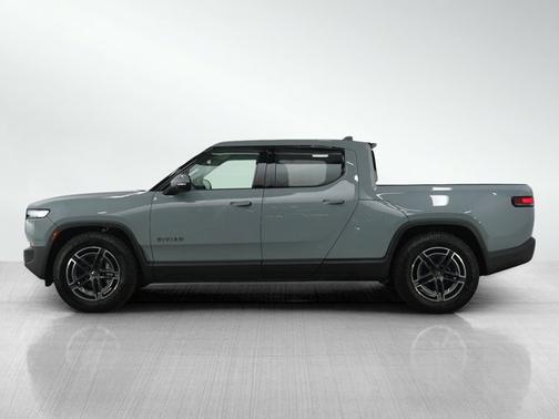 2025 Rivian R1T Adventure
