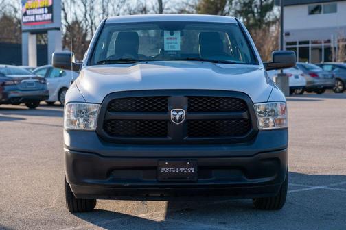 Photo 4 of 24 of 2017 RAM 1500 Tradesman/Express