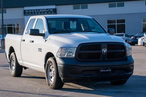 Photo 3 of 24 of 2017 RAM 1500 Tradesman/Express