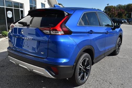 Lightning Blue 2026 Mitsubishi Eclipse Cross SE