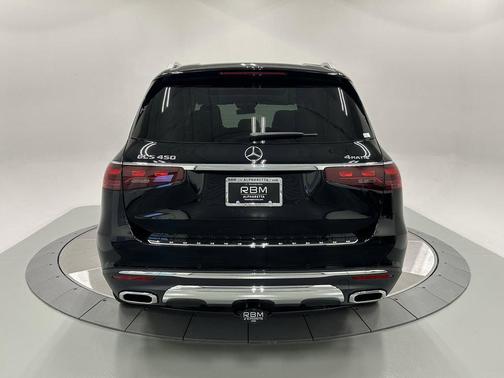2026 Mercedes-Benz GLS 450 4MATIC