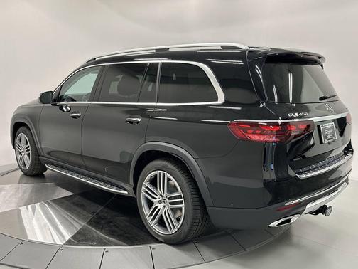 2026 Mercedes-Benz GLS 450 4MATIC