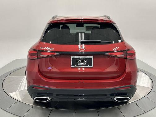 2026 Mercedes-Benz GLC 300 Base