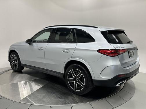2024 Mercedes-Benz GLC 300 4MATIC