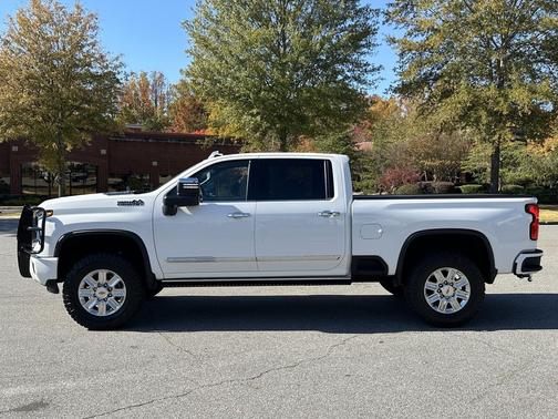 2024 Chevrolet Silverado 3500 High Country