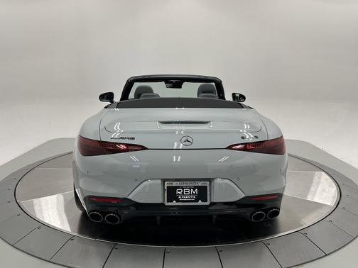 2024 Mercedes-Benz AMG SL 43 Base